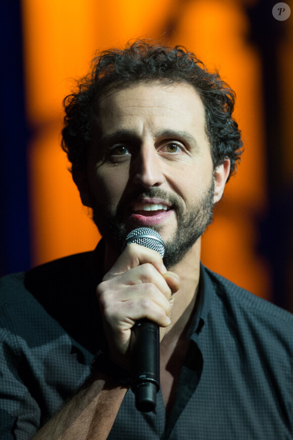 Exclusif - Arié Elmaleh - Les chanteurs chantent Disney au théâtre Mogador à Paris le 4 décembre 2013.