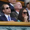 Le prince William et son épouse Catherine dans la Royal Box du Centre Court de Wimbledon, le 6 juillet 2014, lors de la finale entre Novak Djokovic et Roger Federer