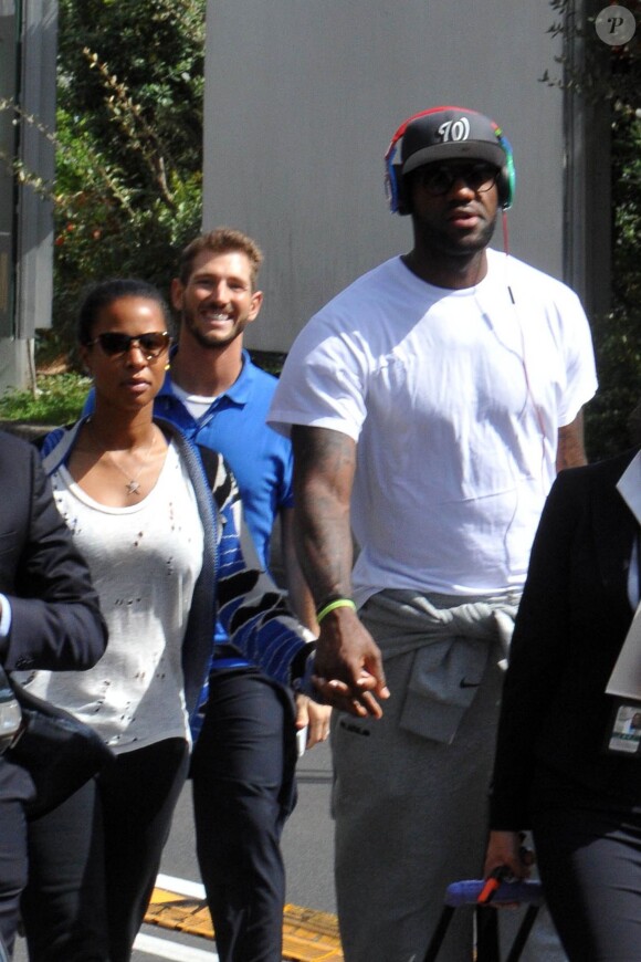 Lebron James et sa femme Savannah en lune de miel à Rome en septembre 2013. LeBron James a annoncé le 11 juillet 2014 dans Sports Illustrated son retour chez les Cleveland Cavaliers, quatre ans après son départ pour le Heat de Miami, mais aussi la naissance prochaine de leur troisième enfant - leur première fille.