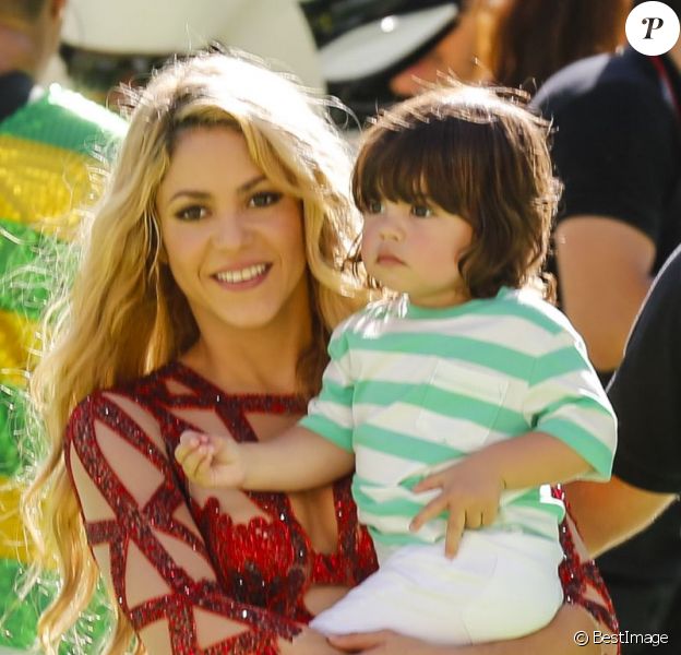 La chanteuse Shakira et son fils Milan - La chanteuse Shakira, son compagnon Gerard Piqu&eacute; et leur fils Milan lors de la finale de la coupe du monde de la FIFA 2014 Allemagne-Argentine &agrave; Rio de Janeiro, le 13 juillet 2014.