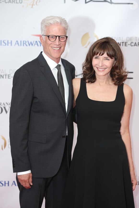 Ted Danson et Mary Steenburgen - Cérémonie d'ouverture du 54e Festival de Télévision de Monte-Carlo le 7 juin 2014.