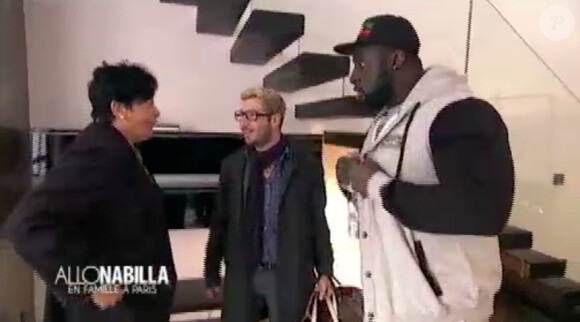 "Allô Nabilla" saison 2 sur NRJ12. Episode du 16 juillet 2014.