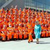 La reine Elizabeth II à Reading le 17 juillet 2014 pour l'inauguration de la gare, réouverte après des travaux de rénovation.