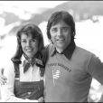  Sacha Distel et son épouse Francine à Megève en 1975. 