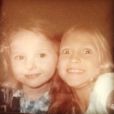 Abigail Breslin et Skye McCole, amies depuis l'enfance. La star de Little Miss Sunshine a posté ce cliché sur Instagram pour se souvenir de celle qui a trouvé la mort samedi 19 juillet à l'âge de 21 ans.