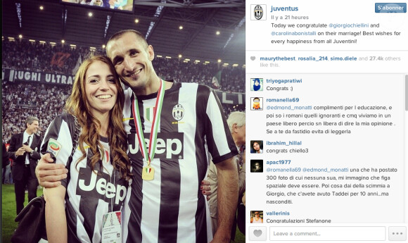 La Juventus félicite Giorgio Chiellini pour son mariage le 19 juillet 2014.