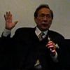 James Shigeta en conférence à l'université de New York en 2007. Il y a parle notamment de son travail sur le film "The Crimson Kimono."