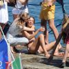 Beatrice Borromeo avec ses amis le 26 juillet à Santa Margherita Ligure, en Italie, à la veille du mariage de sa meilleure amie Beatrice Gerli et de Giorgio Brusnelli, qu'elle célébrait le 27 juillet 2014.