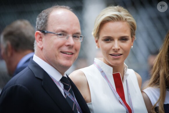 La princesse Charlene de Monaco et le prince Albert II de Monaco lors du Grand prix de Formule 1 au Sporting de Monaco le 25 mai 2014.