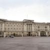 Vue de la façade de Buckingham Palace, en juillet 2013 au lendemain de la naissance du prince George de Cambridge.