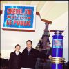 Patrice Leconte et sa fille à Disneyland Paris le 28 mars 1999.