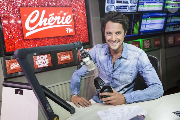 Exclusif - Le présentateur Vincent Cerutti dans les locaux de la station de radio Chérie FM. Juin 2014.