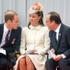 Le prince William et Kate Middleton ont bien sympathisé avec François Hollande lors de la cérémonie de commémoration du centenaire de la Première Guerre mondiale au mémorial interallié de Cointe à Liège, en Belgique, le 4 août 2014.