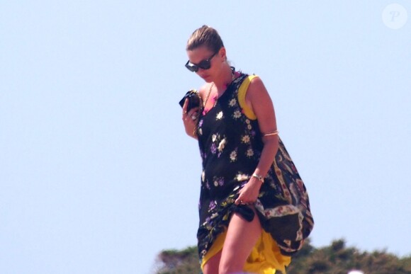 Kate Moss en vacances à Formentera. Le 12 août 2014.