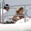Cara Delevingne, en vacances sur un yacht à Ibiza, poursuit les festivités de son 22e anniversaire. Le 13 août 2014.
