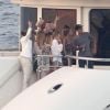 Cara Delevingne fête ses 22 ans avec ses amis sur le yacht Ecstasea à Ibiza. Le 12 août 2014.