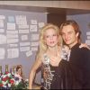 Sylvie Vartan avec son fils David Hallyday dans sa loge en 1991