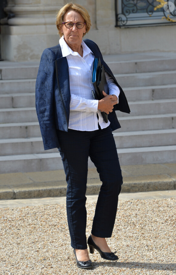 Marylise Lebranchu, ministre de la Décentralisation, de la Réforme de l'Etat et de la Fonction publique - Paris, le 20 août 2014 - Sortie du conseil des ministres au Palais de l'Elysée à Paris.