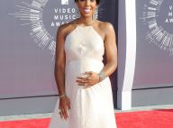 Kelly Rowland enceinte aux MTV VMA 2014 : Baby bump glamour, elle rayonne
