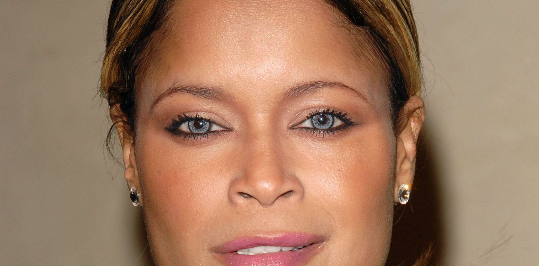 Blu Cantrell, En Furie Dans Les Rues : L'ex-star Du R'n'B Hospitalisée ...