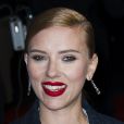  Scarlett Johansson, ici &agrave; Paris le 28 f&eacute;vrier 2014, est d&eacute;sormais maman d'une petite Rose. 