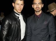 Fashion Week : Nick et Joe Jonas, élégants fans de mode pour le Day 1