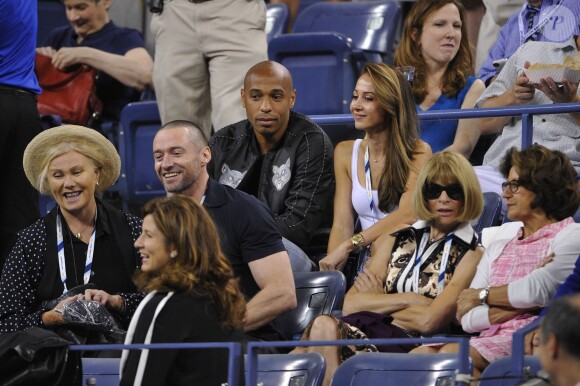Thierry Henry et sa compagne Andrea Rajacic entourés de Hugh Jackman, son épouse Deborra-Lee Furness et Anna Wintour lors du match entre Roger Federer et Gaël Monfils à l'USTA Billie Jean King National Tennis Center de New York, le 4 septembre 2014