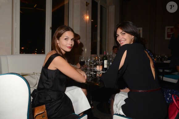 Helena Noguerra et Barbara Schulz lors de la soirée d'ouverture du Restaurant Victoria 1836, situé au 12 rue de Presbourg, dans le 16e arrondissement de Paris, le 4 septembre 2014.