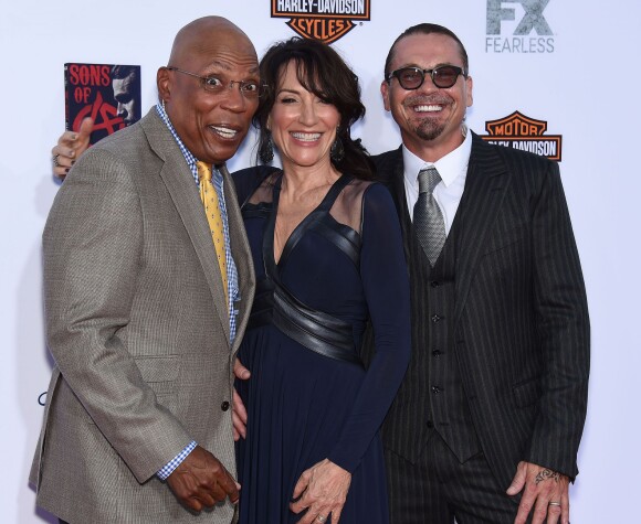 Paris Barclay, Katey Segal & Kurt Sutter à la soirée de lancement de la 7e saison de Sons Of Anarchy au TCL Chinese Theatre à Hollywood, Los Angeles, le 6 septembre 2014