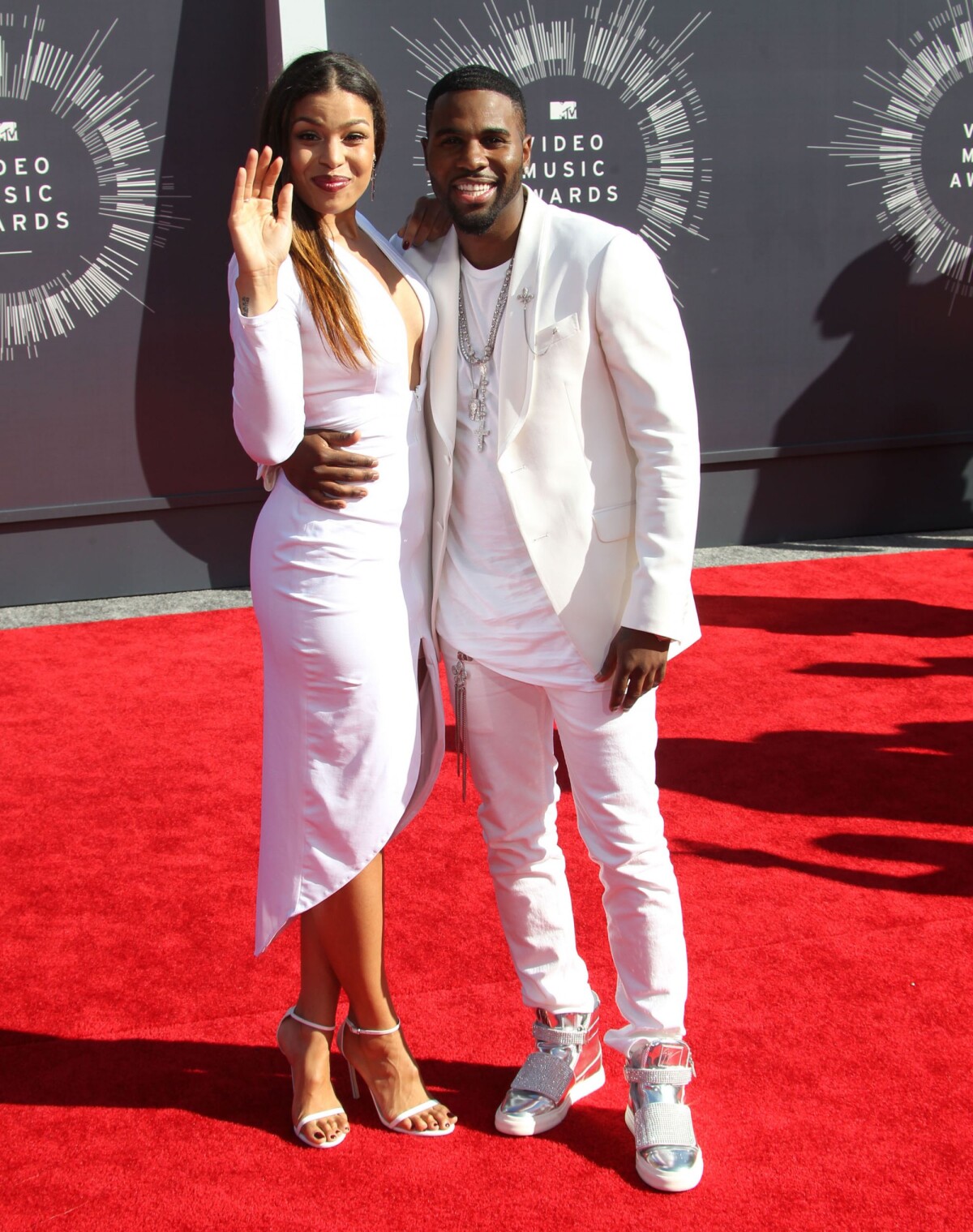 Is Jordin Sweetof Dating Someone Famous? - csaofrj