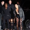 Kim Kardashian, Kanye West et leur fille North sont de retour à leur hôtel, le Royal Monceau, après avoir assisté au défilé Givenchy. Le 28 septembre 2014