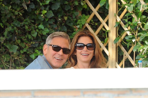 George Clooney, Cindy Crawford - Les invités du mariage de George Clooney prennent un petit-déjeuner à Venise le 27 septembre 2014