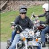 George Clooney et sa compagne de l'époque, Elisabetta Canalis, se promenant à moto avec ses amis Cindy Crawford et Rande Gerber près du lac de Côme en Italie le 2 août 2009
