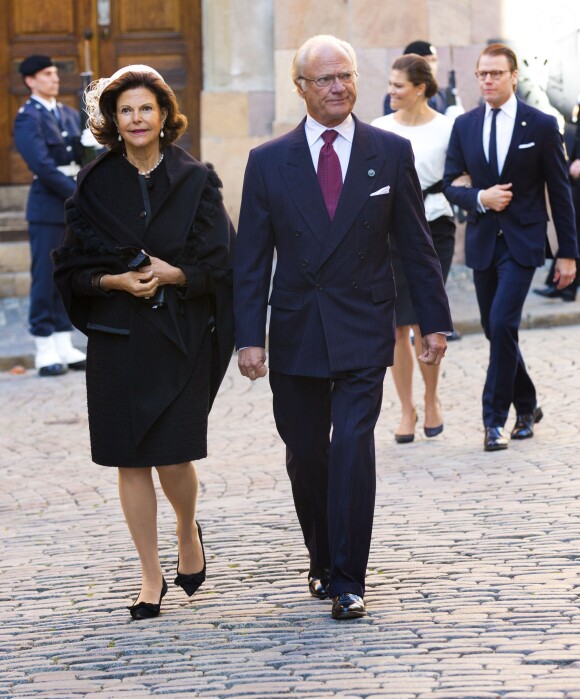 Le roi Carl Gustav de Suède et la reine Silvia - La famille royale de Suède se rend à l'église à l'occasion de l'ouverture de la session parlementaire à Stockholm le 30 septembre 2014