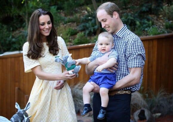 Le prince George de Cambridge au zoo de Taronga avec ses parents, à Sydney en Australie le 20 avril 2014
