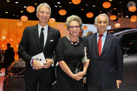 Jean-Claude Narcy, Françoise Laborde et Alain Terzian lors de la soirée d'inauguration des nouvelles Renault Espace et Clio lors du salon de l'automobile au Parc des Expositions de la porte de Versailles à Paris, le 2 octobre 2014.