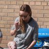 Olivia Wilde avec son fils Otis dans les rues de New York, le 3 octobre 2014.