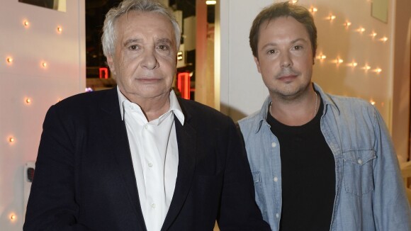 Michel Sardou et son fils Davy, complices face à des ''Enfants du Top 50''