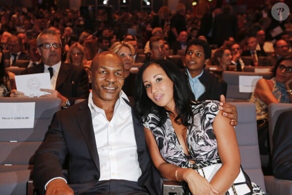 Mike Tyson et sa femme Lakiha 'Kiki' Spicer lors du 25e Sportel de Monaco le 8 octobre 2014 au Forum Grimaldi