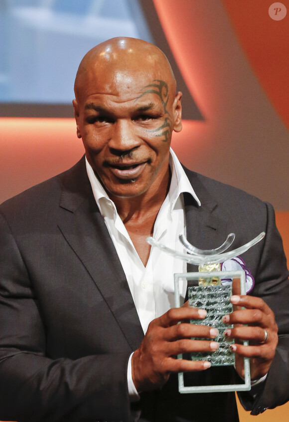 Mike Tyson, lauréat du Prix du Livre Sportel Renaud de Laborderie lors du 25e Sportel de Monaco le 8 octobre 2014 au Forum Grimaldi