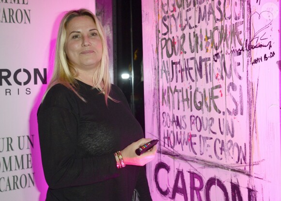 Sophie Favier lors de la soirée des 80 ans du parfum Pour Un Homme de Caron, au Théâtre du Renard, à Paris, le 9 octobre 2014.