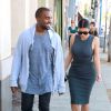 Kim Kardashian et Kanye West lors d'une sortie décontractée et en amoureux à Los Angeles le 12 octobre 2014
