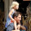 Michael Weatherly et sa fille Olivia, chez Mr. Bones Pumpkin Patch à West Hollywood, le 12 octobre 2014