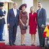 Felipe VI et Letizia d'Espagne étaient reçus au palais Noordeinde, à La Haye, par leurs amis et homologues le roi Willem-Alexander et la reine Maxima des Pays-Bas, le 15 octobre 2014.