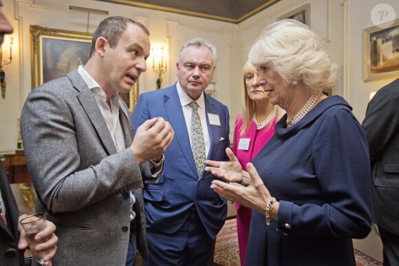 Camilla Parker Bowles à Clarence House le 16 octobre 2014 lors d'une réception pour l'International Credit Union Day