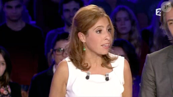 La polémiste Léa Salamé dans On n'est pas couché, le samedi 18 octobre 2014.