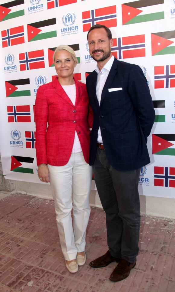 Le prince Haakon et la princesse Mette-Marit de Norvège en visite dans les locaux de l'ONU à Amman, le 22 octobre 2014, en Jordanie.