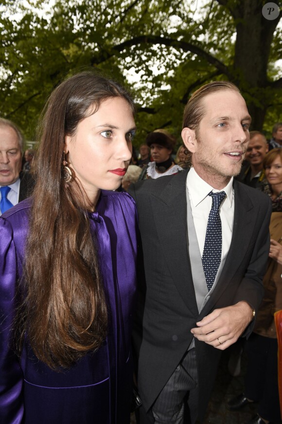 Andrea Casiraghi et sa femme Tatiana Santo Domingo au mariage de Maria Theresia von Thurn und Taxis et Hugo Wilson à Tutzing, en Bavière, le 13 septembre 2014. Le couple attend son second enfant pour février 2015.