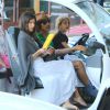 Exclusif - Anthony Kiedi, du groupe Red Hot Chili Peppers, est allé chercher son fils Everly en voiture de golf avec sa petite amie Helena Vestergaard à Malibu. Le jeune Everly est heureux de conduire la petite voiture. Le 29 octobre 2014.
