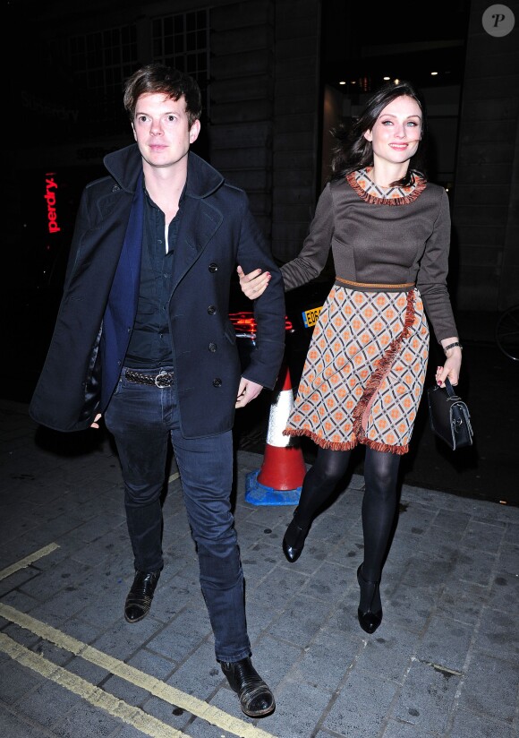 Sophie Ellis Bextor et son mari arrivent à la soirée Burberry à Londres le 3 novembre 2014
